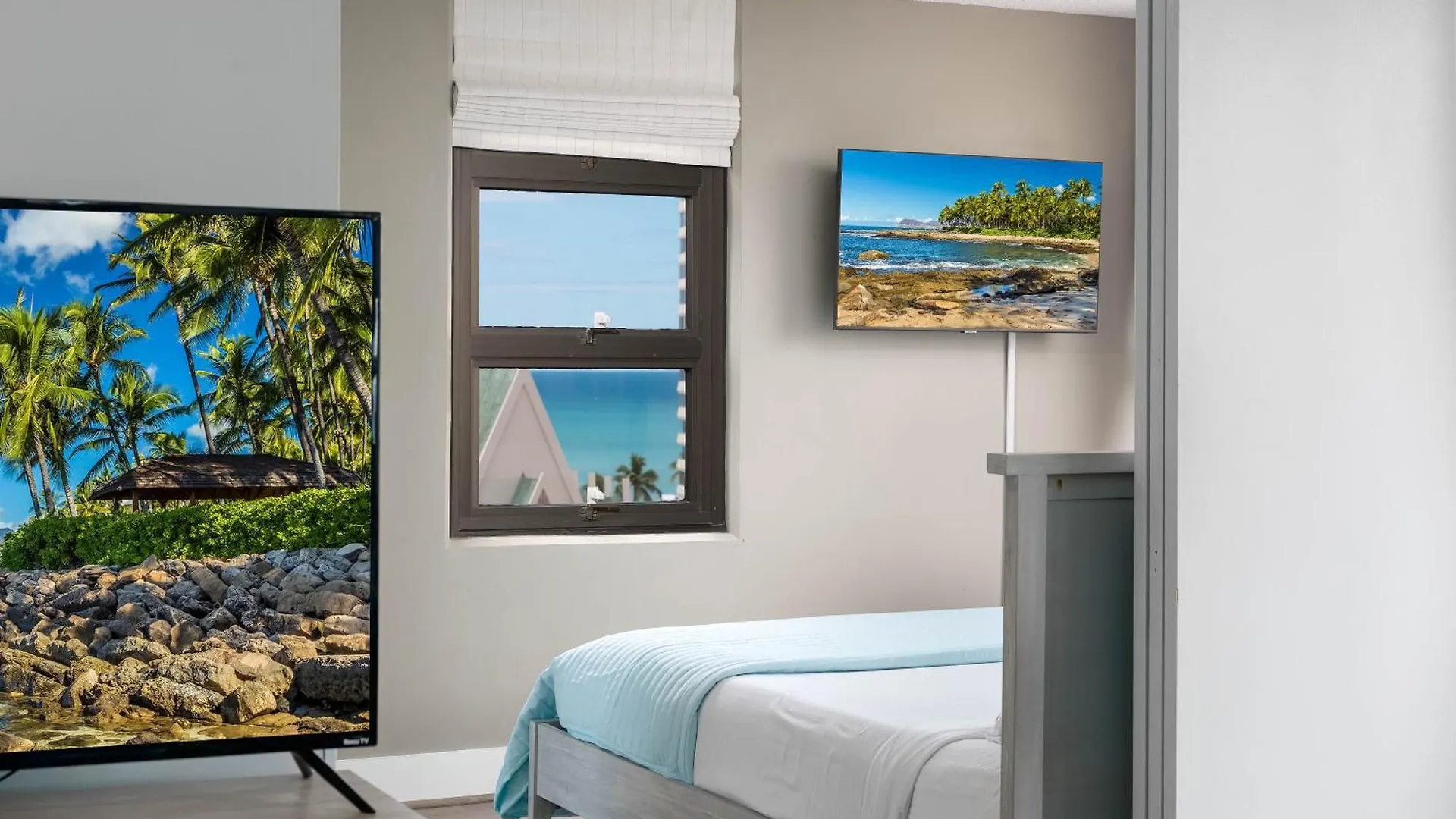 Waikiki Banyan 1Br, Steps To Beach With Free Parking! ホノルル